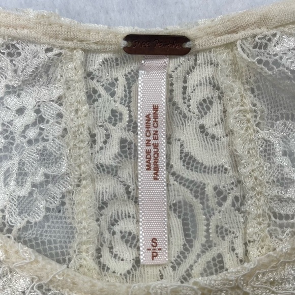 Free People Shirt Womens Small Ivory Cream Lace Blouse Short Cap Sleeves - Picture 7 of 9
